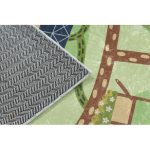  Kab. BAMBINO 50200 covor lavabil Village pentru copii antiderapant - verde / maro 160x220 cm