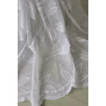  TRD. Perdea gata confecționată Emily albă cu model de flori cu petale mari 300x250cm