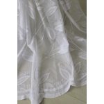 TRD. Perdea Emily albă cu model de flori cu petale mari 400x180cm